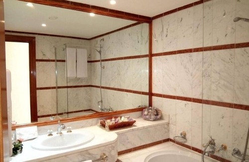 Tozeur Hotel | Ras El Ain