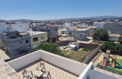 Hamma Apartment | RAS JEBEL APT route de la plage vue sur mer