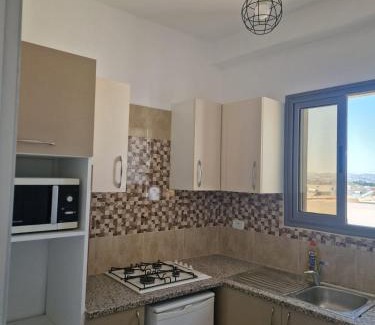 Hamma Apartment | RAS JEBEL APT route de la plage vue sur mer