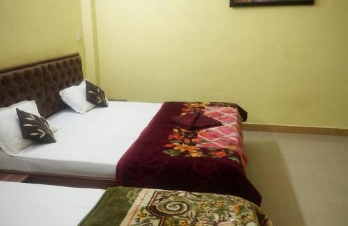 Mahmoorganj House | Rasna Guest house