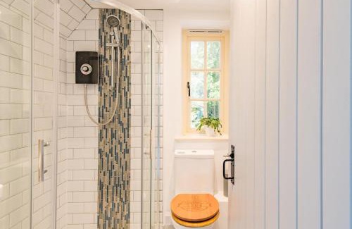 Deal House | Raspberry Cottage by Keepers Cottages