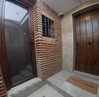 Cruz de Humilladero House | Rastro 24