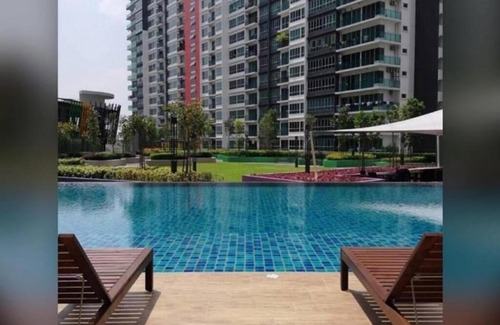Sungai Buloh Apartment | Rasyad Homestay The Zizz North Damansara