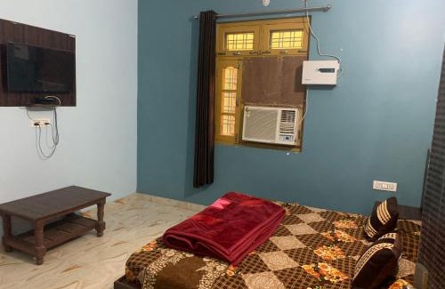 Sirala House | Ratan Palace