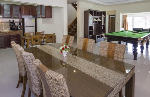 South Pattaya Villa | RATANA VILLA - PATTAYA HOLIDAY HOUSE - WALKING STREET