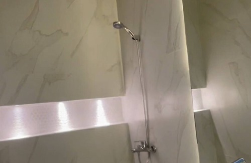 Salalah Apartment | Rateel Apartments 3 min walk from Badr Al Sama Hospital