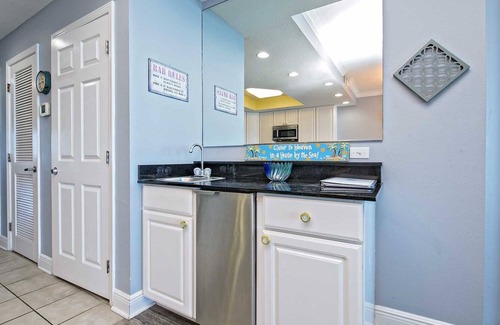 Gulf Shores Condo | Rates Dropped ~ San Carlos 706 ~ All Tile ~ Sleeps 9 ~ Gulf Front ~ Great Location/Amenities