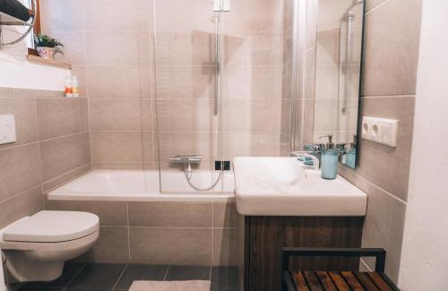 Regensburg Apartment | raum life - Loftwohnung am Park