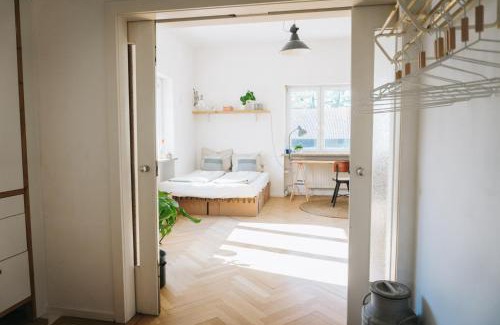 Straubing Apartment | raum life - Vintage Loft - Heimkino Netflix - 2x privat Parkplätze