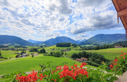 Ruhpolding Apartment | Rauschberg 50 to 60 sqm, balcony, kitchen, 1 bedroom, 1 living room, WLAN, 4 p.