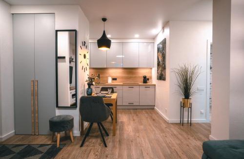 Old Town Apartment | Ravelli 7 Apartment