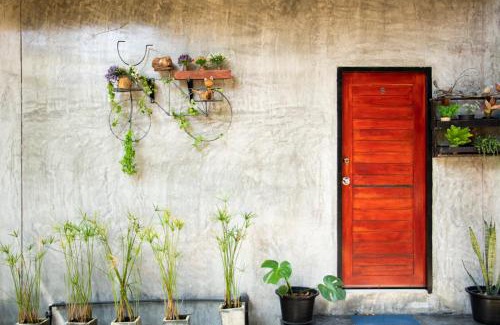 Ko Lanta House | Raven Blue