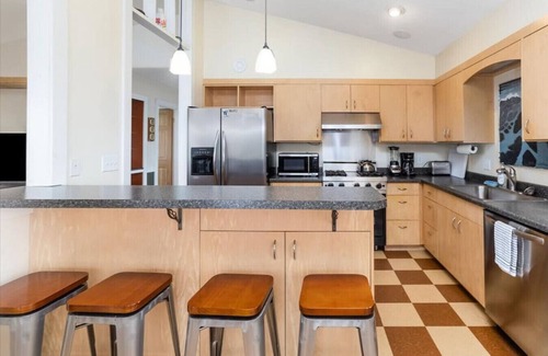 Seward House | Raven Lodge, Amazing Location and Epic Views, Sleeps 10