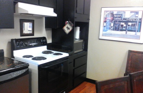 Spenard Apartment | Raven Song 2 Bdm Midtown Corporate & Vacation Minutes to the airport