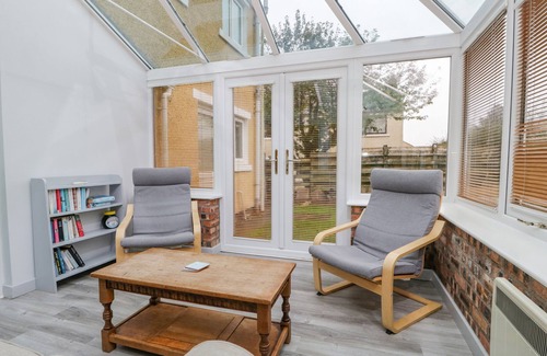 Ravenglass Cottage | RAVENGLASS HAVEN, pet friendly, character holiday cottage in Holmrook