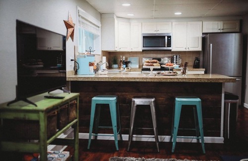 Badger Apartment | Raven’s Nest - Cozy, Northern Lights, Private