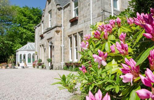 Grantown-on-Spey Hotel | Ravenscourt House, Guest House