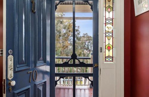 Lorne House | Ravenswood