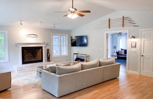 Harbert House | Ravenswood Pool House