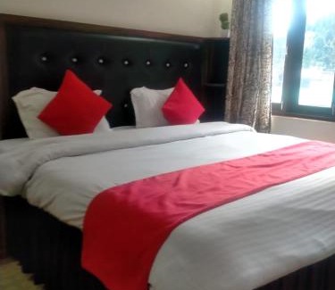 Bhagsu Nag Apartment | Ravine hights