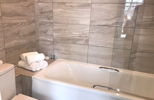 Holland Park Hotel | Ravna Gora