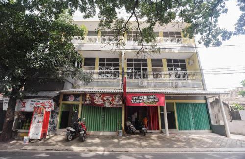 Serpong Hotel | Rawa Buntu House RedPartner