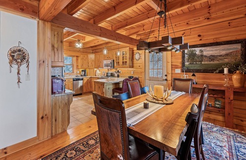 Waynesville House | Rawky Ridge, 4 bedroom, 3.5 bathroom, sleeps 15 guests
