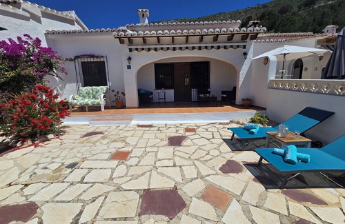 Benitachell House | Rayo de Sol: Attractive vacation home with sea views in Moraira