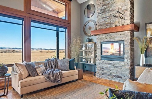 Sturgis Villa | Raz Hideaway 7BR Ranch with Panoramic Mountain View - Sleeps 24!