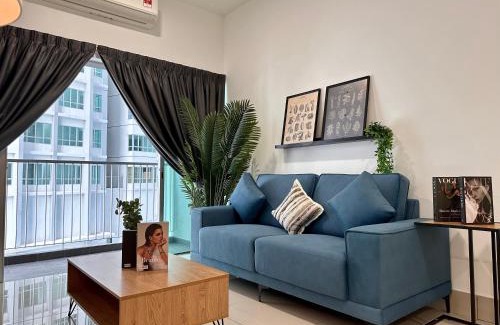 Pengkalan Tentera Udara Diraja Malaysia Apartment | Razak City Residences, Sungai Besi by Rverse Suite