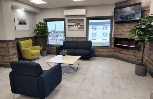 Stephenville Hotel | Razoolies Inn