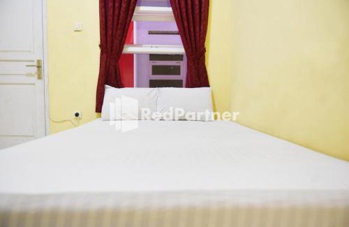 Karangtengah Hotel | RC Costel near RSDH Cianjur Mitra RedDoorz