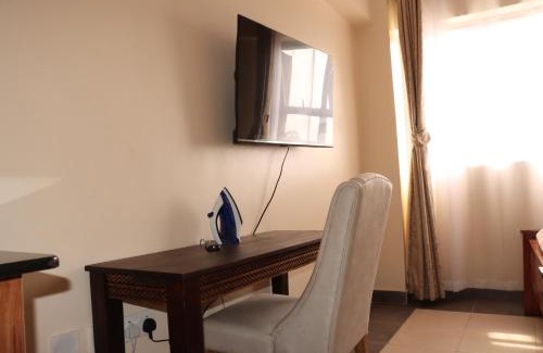Kasarani Apartment | RCMRD Executive Suites, Premium Stay with Pool, Gym & Gardens, Nairobi