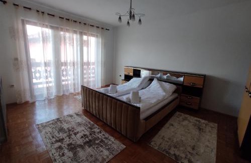 Visoko House | REA Home Visoko