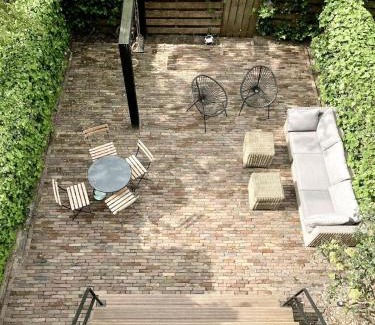 Oud-Zuid Apartment | ReadMyHostProfile! Home in great location Centre