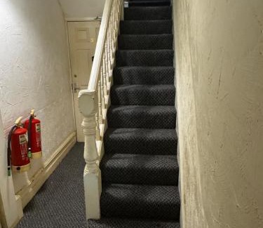 Blackpool Town Center Apartment | Reads Avenue 1 Bed Apartment - Next To H&A Social Club - Minutes from Winter Gardens & Town Centre!