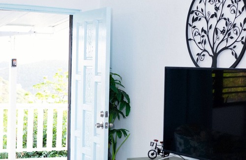 Estate Demarara Apartment | Ready for Summer?! Home Away/Harbor Views