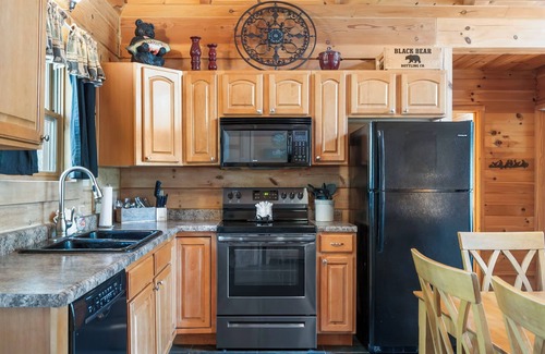 Branson Cedars Cabin | Real Cabin, Vaulted Ceilings, $400 of Daily Tickets, Hot Tub, Near Big Cedar