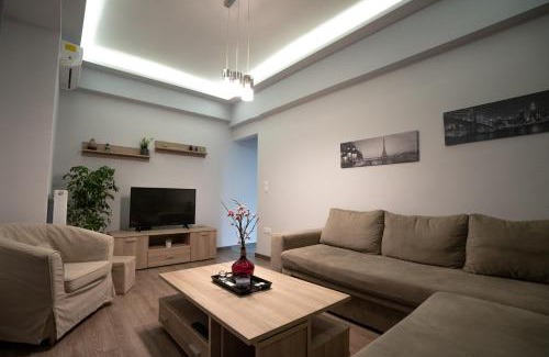 Attiki Apartment | Real Central New Flat - 1' to Metro - Direct Acropolis,Pireus - Best heating and cooling system