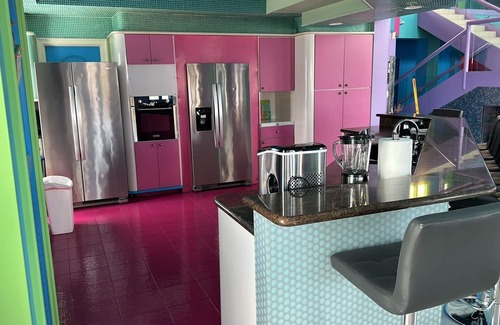 Key West House | Real World MTV House-18 to 22 guests, Not Just a House Your Own Private Resort