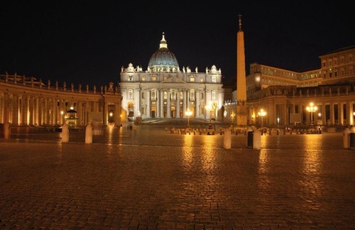 Vatican House | Reale House Rooms