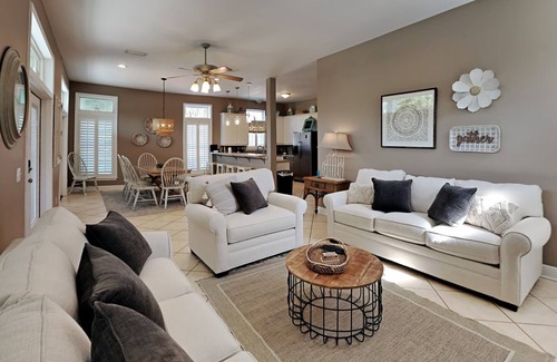Crystal Beach House | Reality Break - Private Pool (heated for a fee), Pet Friendly, Outdoor Shower