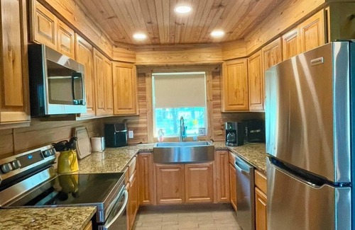 Fort McCoy House | Reality Check/Salt Springs