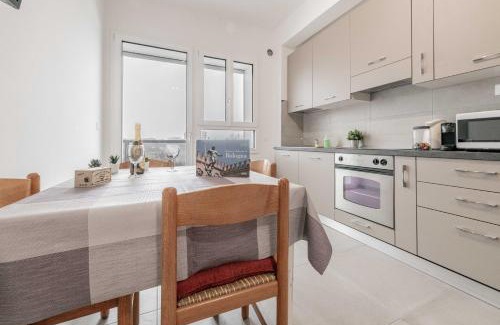 Bolognina Apartment | Realkasa Fiera District Flat