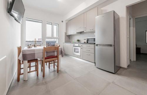 Bolognina Apartment | Realkasa Fiera District Flat