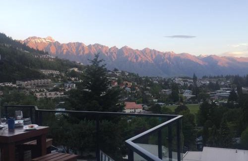 Queenstown Cabin | Reavers Lodge