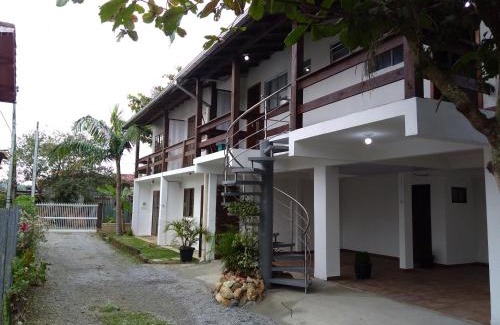 Guarda do Embau House | Recanto da Madre