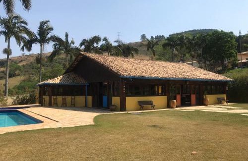 Jacutinga House | Recanto do Rio em Jacutinga MG