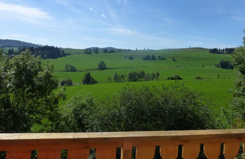 Besse-en-Chandesse Ski Chalet | Recent chalet Eléane, all comfort, sunny terrace and mountain view