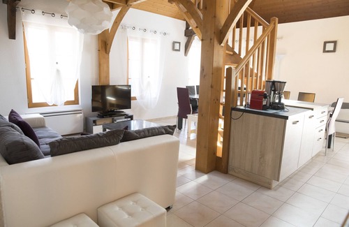 Campan House | Recent house 8 people 100m² with terrace